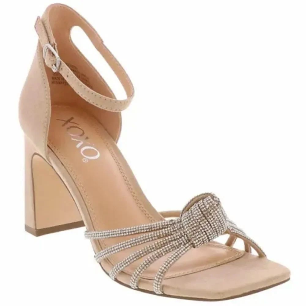 BRAND NEW XOXO FLAVIA WOMEN’S FASHION HEEL-TAUPE